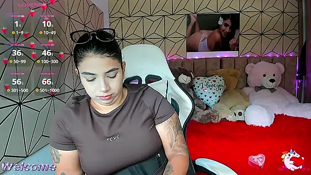 vane lopez  online show from 22, 9, 2025