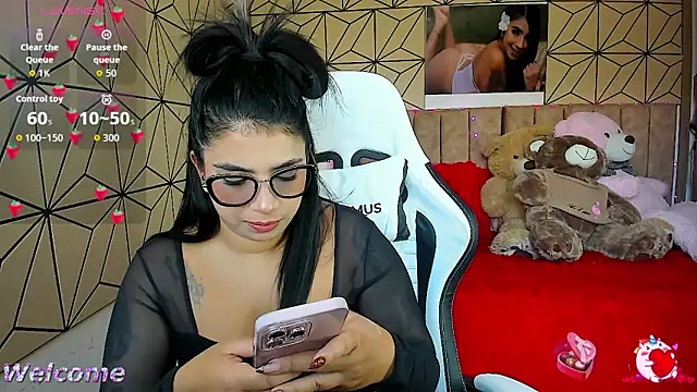 vane lopez  online show from 23, 9, 2025