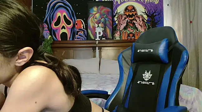 MINI Petite online show from 15, 2, 2025