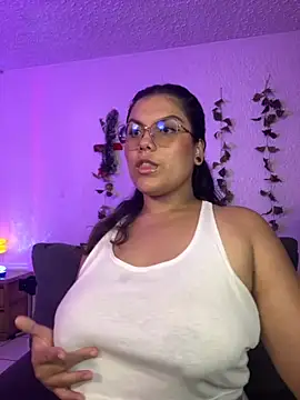 kittylu   online show from 3, 10, 2025