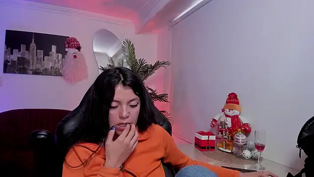 Meghan320 online show from 31, 12, 2024