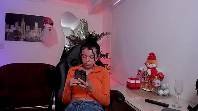 Meghan320 online show from 31, 12, 2024