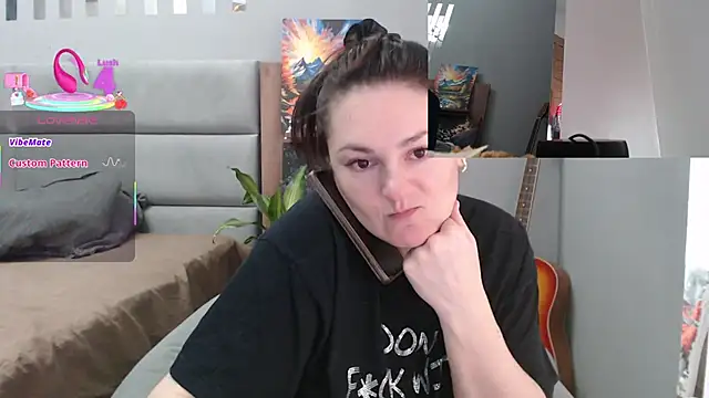 Stacy Davice online show from 6, 3, 2025