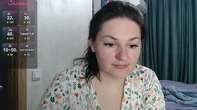 Stacy Davice online show from 15, 9, 2025