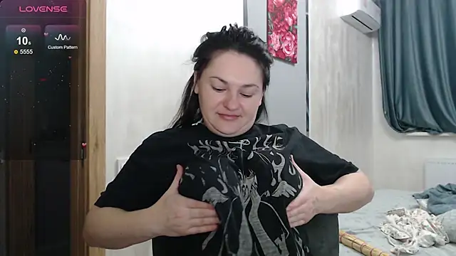 Stacy Davice online show from 13, 10, 2025