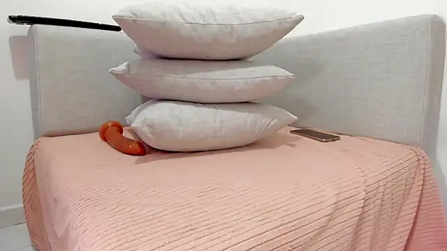 candy sweet  online show from 19, 2, 2026