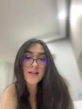 MiahWindsor online show from 11, 1, 2025