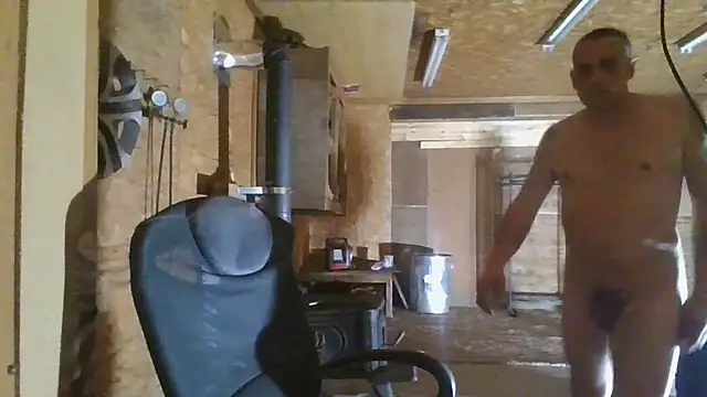 Snapshot of hardcok4u2abuse40 chatting on 31, 1, 2025 hardcok4u2abuse40 online show from 31, 1, 2025