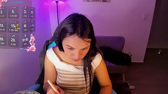 Miss Nicole online show from 24, 5, 2026