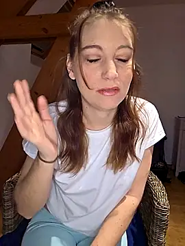 XLisaxx online show from 21, 2, 2026