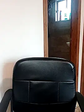 hazel milf online show from 24, 2, 2025