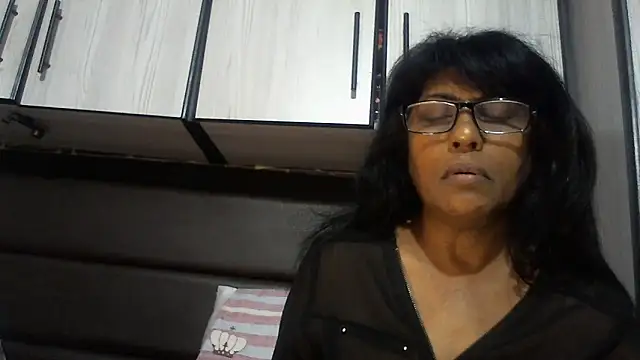 MsAttitude online show from 9, 10, 2025