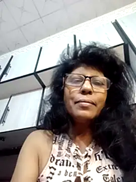 Snapshot of MsAttitude chatting on 24, 7, 2026 MsAttitude online show from 24, 7, 2026