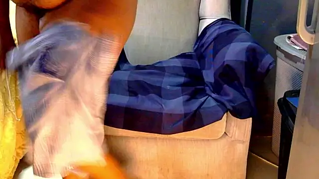 CharlesBlk79  online show from 5, 12, 2025