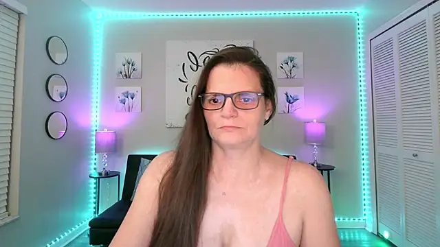 Snapshot of -Samie- chatting on 14, 6, 2026 -Samie- online show from 14, 6, 2026
