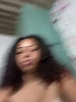 Snapshot of Miley_and_Vash chatting on 29, 12, 2024 Miley and Vash online show from 29, 12, 2024