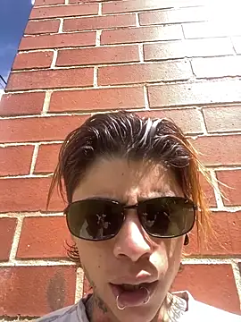 Snapshot of AcidMilo chatting on 18, 11, 2025 AcidMilo online show from 18, 11, 2025