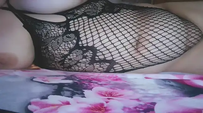 nicholle online show from 13, 2, 2025