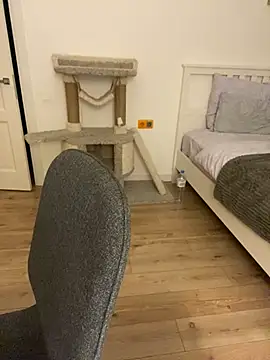 Snapshot of malyshhka chatting on 8, 12, 2024 malyshhka online show from 8, 12, 2024