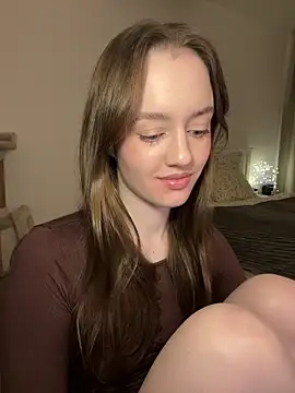 Snapshot of malyshhka chatting on 4, 4, 2026 malyshhka online show from 4, 4, 2026