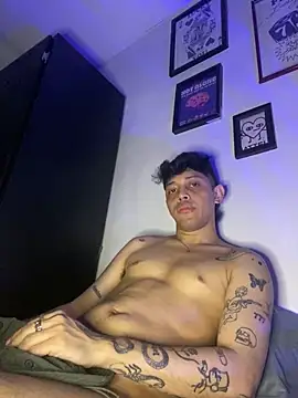 Snapshot of tonysexyboy chatting on 16, 12, 2024 tonysexyboy online show from 16, 12, 2024