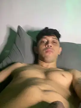 Snapshot of tonysexyboy chatting on 17, 12, 2024 tonysexyboy online show from 17, 12, 2024