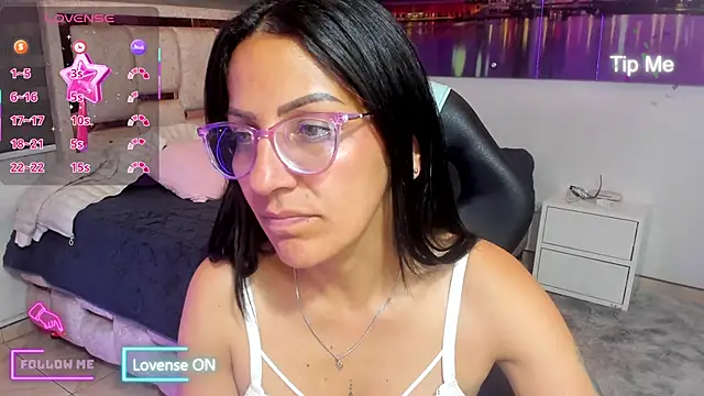 alma blue online show from 7, 3, 2026