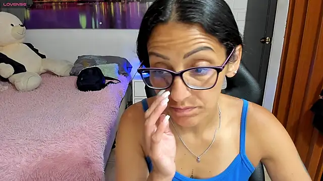 alma blue online show from 23, 3, 2026