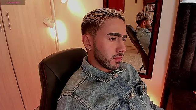 ItsMeEros online show from 10, 10, 2025