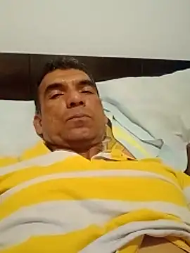 Snapshot of Daddy1972 chatting on 11, 12, 2024 Daddy1972 online show from 11, 12, 2024