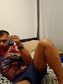 Snapshot of Daddy1972 chatting on 9, 2, 2025 Daddy1972 online show from 9, 2, 2025