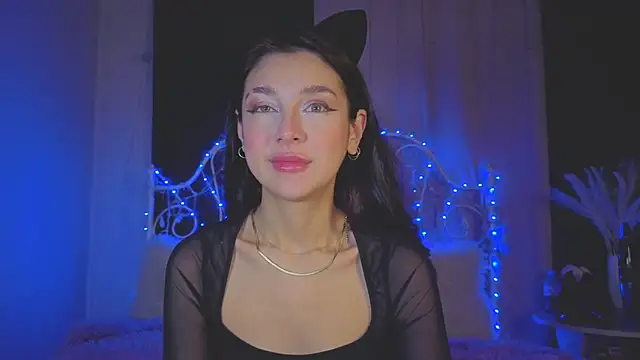 Snapshot of Funny_Bunny chatting on 8, 11, 2025 Funny Bunny online show from 8, 11, 2025