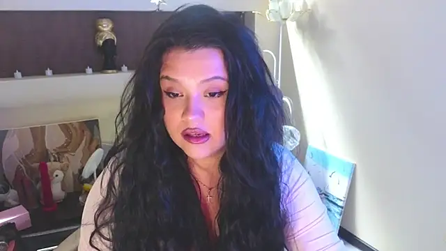 Snapshot of Malika_uAngel chatting on 11, 6, 2026 Malika uAngel online show from 11, 6, 2026