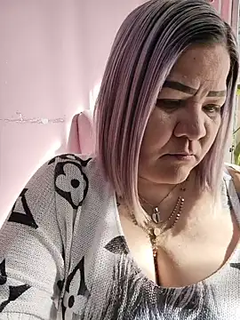 Dalessa Bigtits online show from 2, 6, 2026