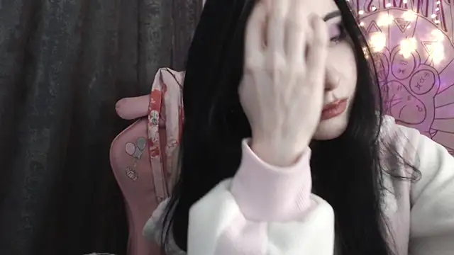 Snapshot of Holy420lolii chatting on 13, 12, 2024 Holy420lolii online show from 13, 12, 2024