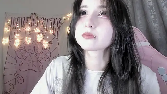 Snapshot of Holy420lolii chatting on 29, 9, 2025 Holy420lolii online show from 29, 9, 2025