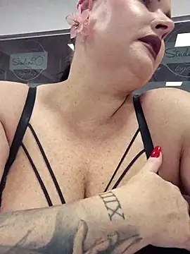 GeorgiaLerox online show from 15, 12, 2025