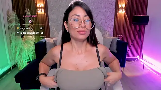 Snapshot of Bethany_Jones chatting on 13, 2, 2025 Bethany Jones online show from 13, 2, 2025