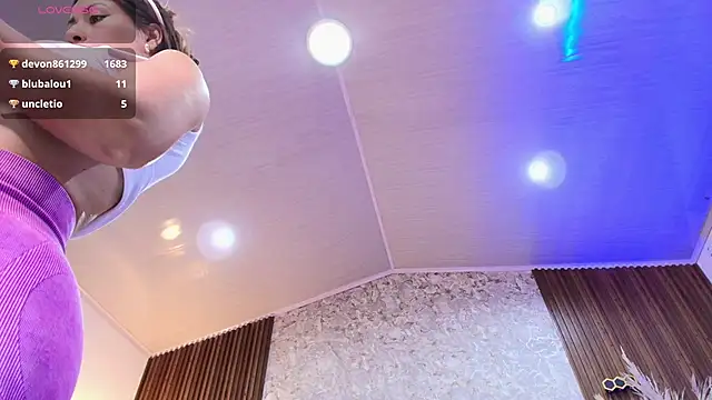 Snapshot of Bethany_Jones chatting on 14, 3, 2025 Bethany Jones online show from 14, 3, 2025