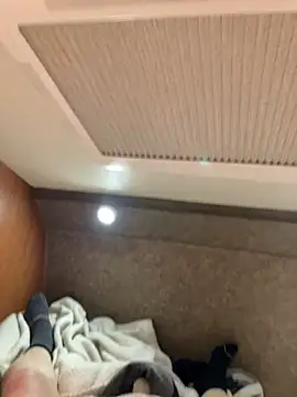 prekumstud online show from 1, 3, 2025