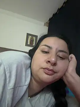 Abril Luv online show from 20, 7, 2026