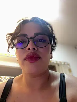 Snapshot of andra_rose chatting on 19, 1, 2025 andra rose online show from 19, 1, 2025