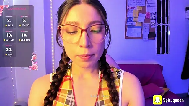 Snapshot of Spit_queen chatting on 2, 6, 2026 Spit queen online show from 2, 6, 2026