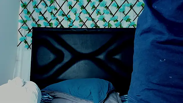 EmmaWilliamss online show from 14, 1, 2025