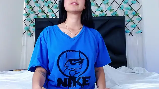 EmmaWilliamss online show from 23, 9, 2025