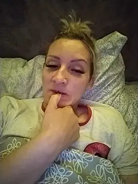 Snapshot of ulika1989 chatting on 17, 5, 2026 ulika1989 online show from 17, 5, 2026