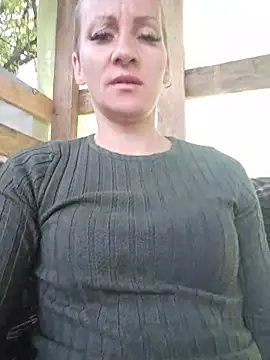 Snapshot of ulika1989 chatting on 22, 5, 2026 ulika1989 online show from 22, 5, 2026