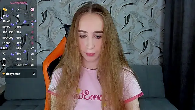 Snapshot of _mira_cle_ chatting on 22, 12, 2024  mira cle  online show from 22, 12, 2024