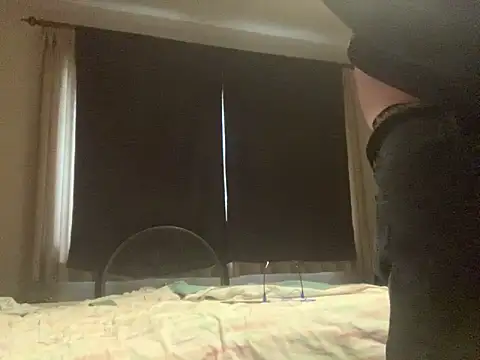 Snapshot of iwantutocum1X chatting on 15, 2, 2026 iwantutocum1X online show from 15, 2, 2026