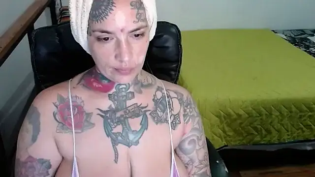 VampGirl1 online show from 16, 1, 2025